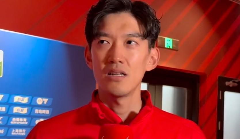 开云下载-颜骏凌：球队处境非常困难，有这么多年轻球员能站出来不容易